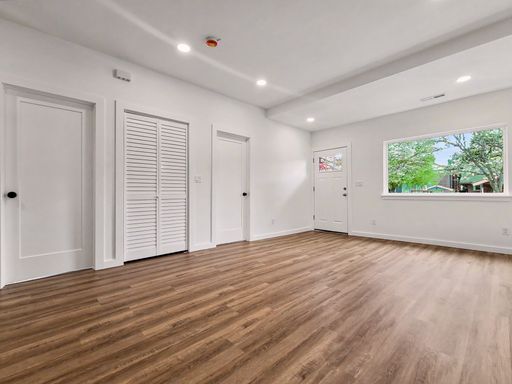 Photo - AVAILABLE NOW! Bright and Modern Home with High Ceilings and Premium Upgrades in the Columbia Cit...