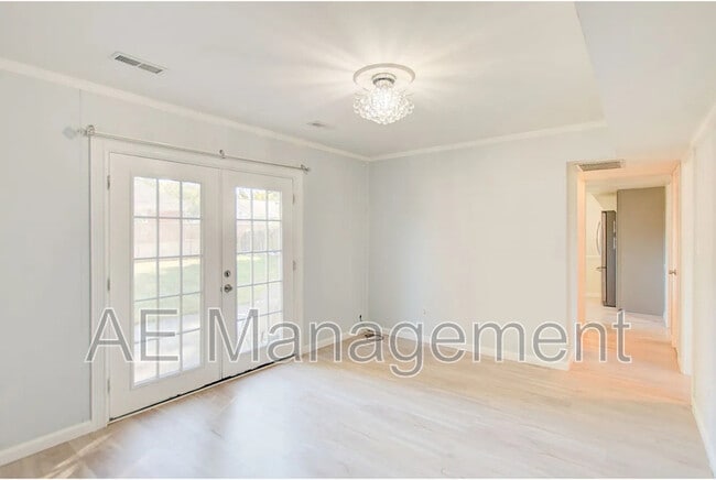 Photo - 1373 Coral Pl