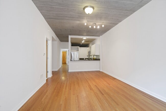 Photo - 5430 N Sheridan Rd Unit 304