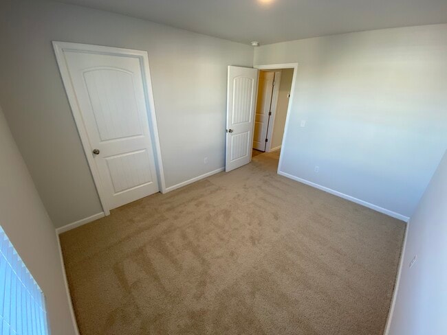 Bedroom 3 - 9010 Fenton Rd. Unit Villages of Hunters Point