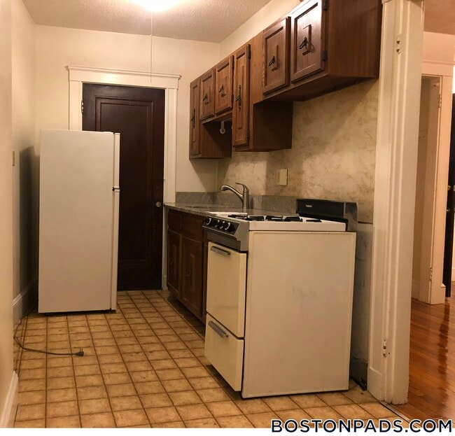 Photo - 63 Fellsway W Unit 5