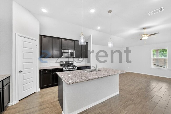 Photo - 2608 Rambling Rd