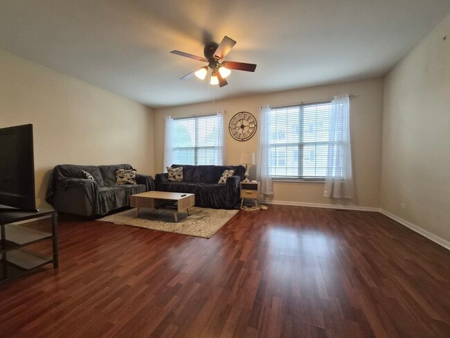 Photo - 2337 Hudson Cir