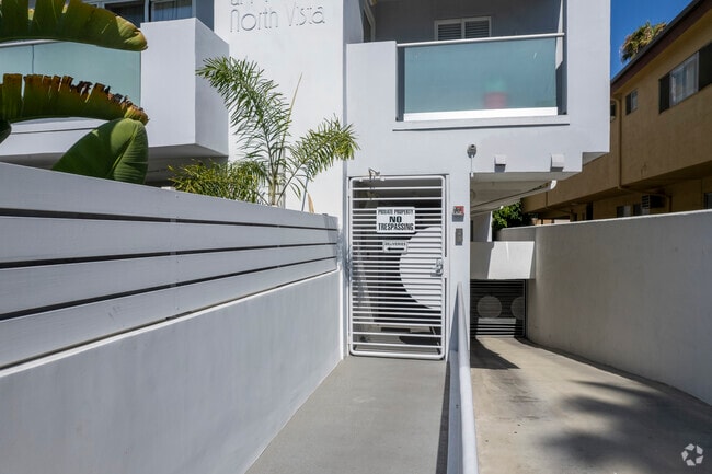 1400 N Vista St - The Residence at 1400 Vista