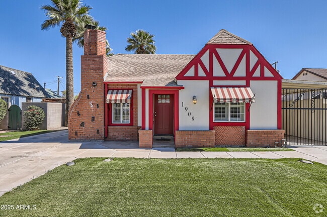 Building Photo - 1909 W Holly St Rental