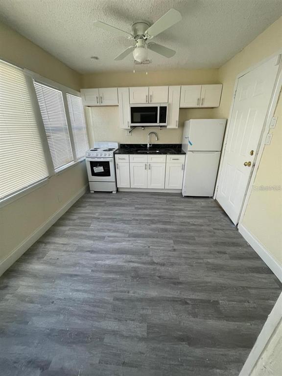 Photo - 625 16th Ave S Unit B