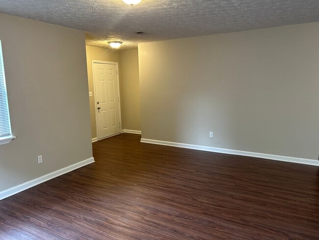Photo - 1041/1043 Cantrell Ln Unit 1043 Cantrell Ln