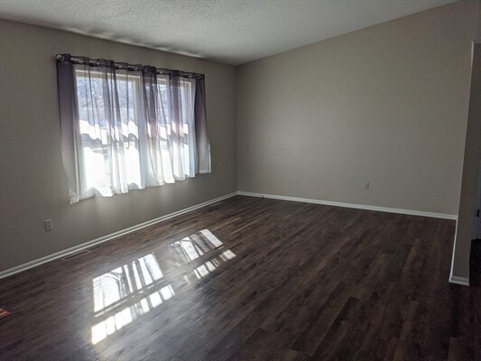 Photo - 2105 49 1/2 Ln NW