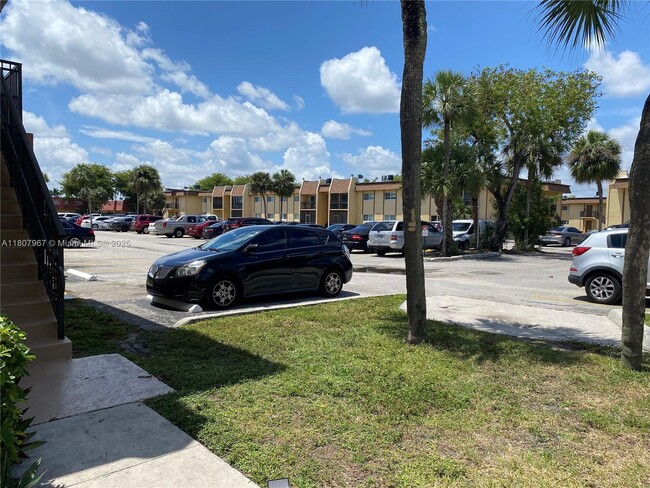Photo - 2840 NW 55th Ave Unit 2D