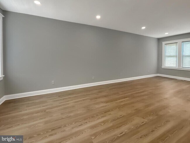 Photo - 3130 Normount Ave Townhome