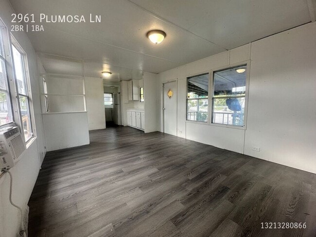 Photo - 2961 Plumosa Ln