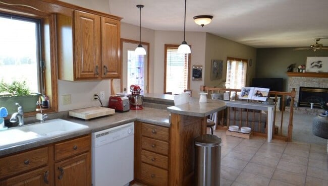 Photo - 7475 Indigo Cir