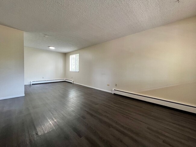 Photo - 527 West St Unit 2