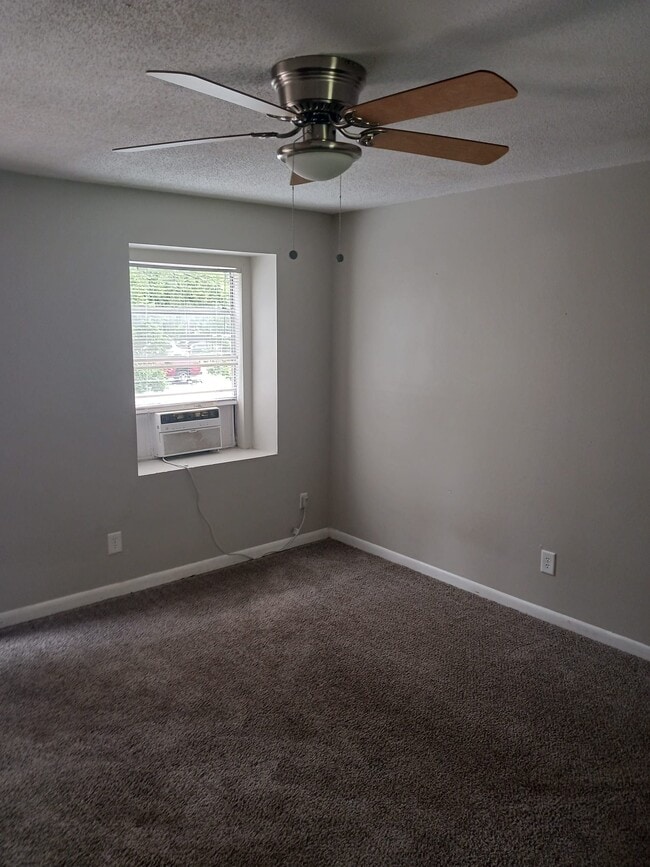 Bay Pointe Apartments