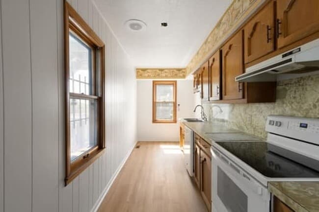 Photo - 515 Wabash Ave Unit B (Middle Floor)