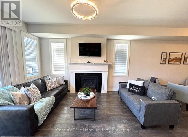 Photo - 158 Red Pine St.