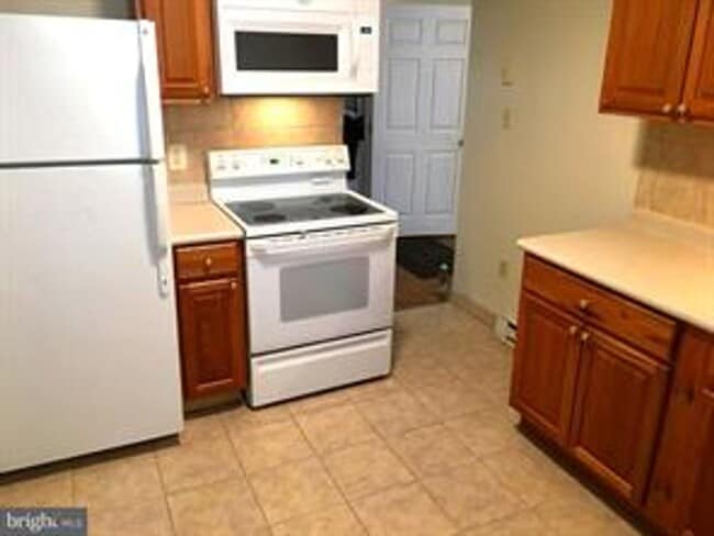 Photo - 51 E North Ave Unit Apt #3