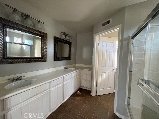 Photo - 186 Cherrybrook Ln