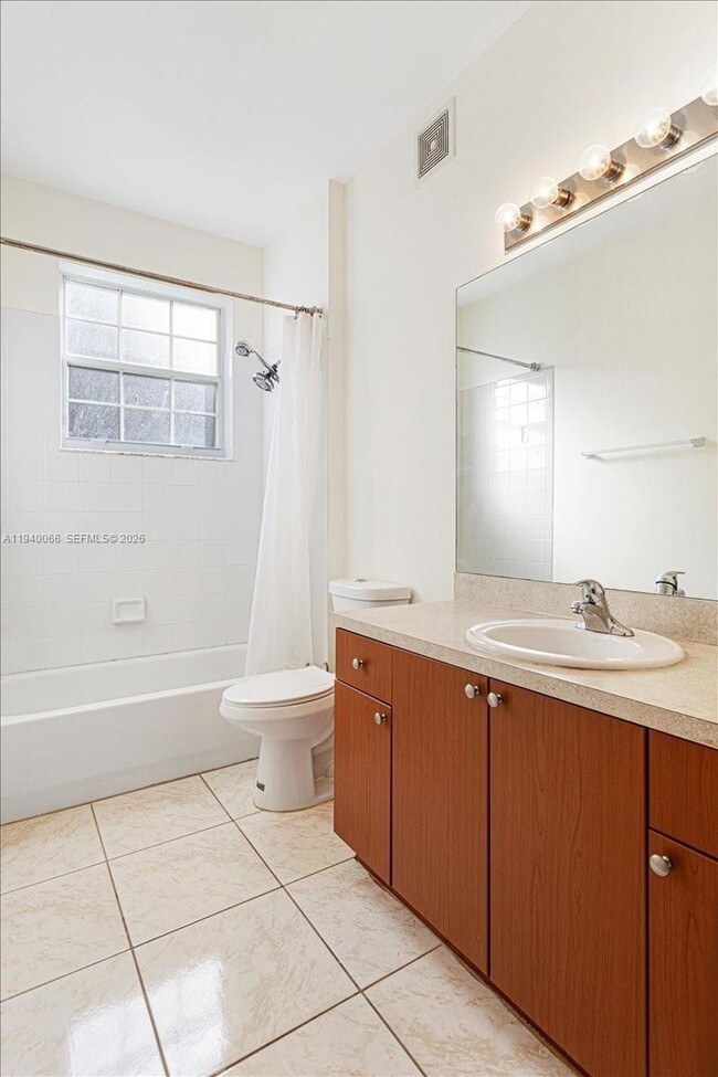 Photo - 7620 S Aragon Blvd