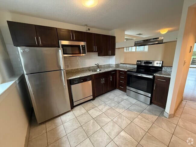 Building Photo - 154 North Beacon St Rental
