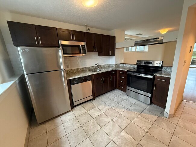 Building Photo - 154 North Beacon St Rental