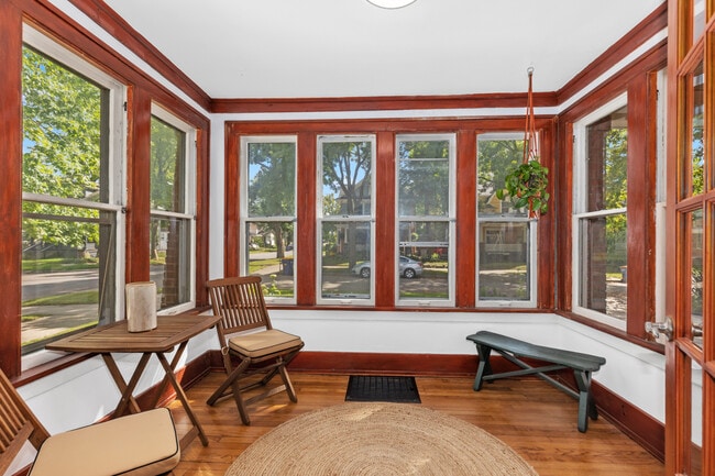 Photo - 1355 Bemis St SE