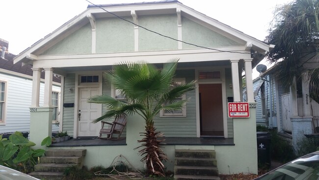 Building Photo - 5504 Annunciation St Unit 5504