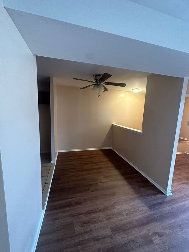 Photo - 2830 Saxton Rd Unit 2830 Saxton Road B