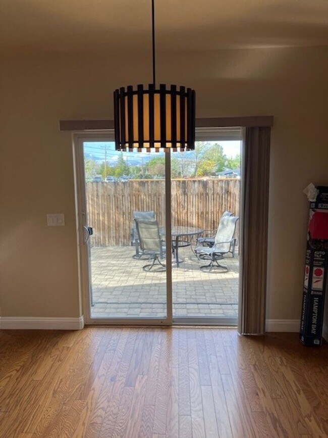Photo - Tw Level Southwest Reno Townhome