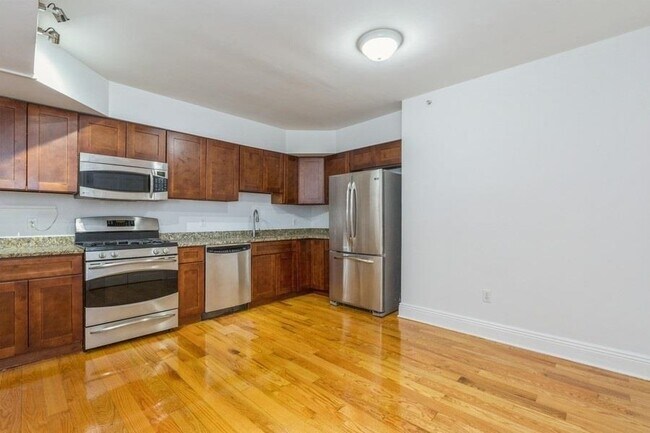 Photo - 809-815 22nd St Unit 1205