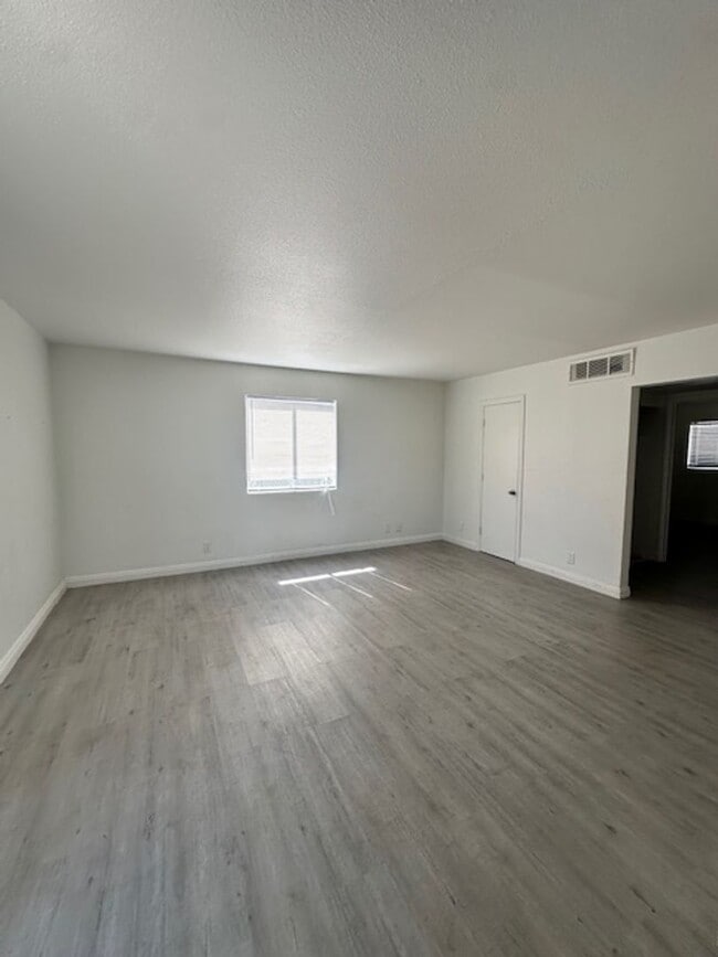 Photo - 2121 Oceanus Ln Unit #1