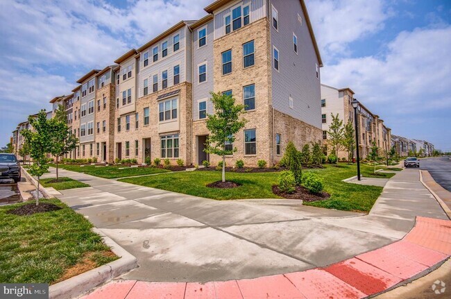 Building Photo - 24276 Thurso Sq Rental