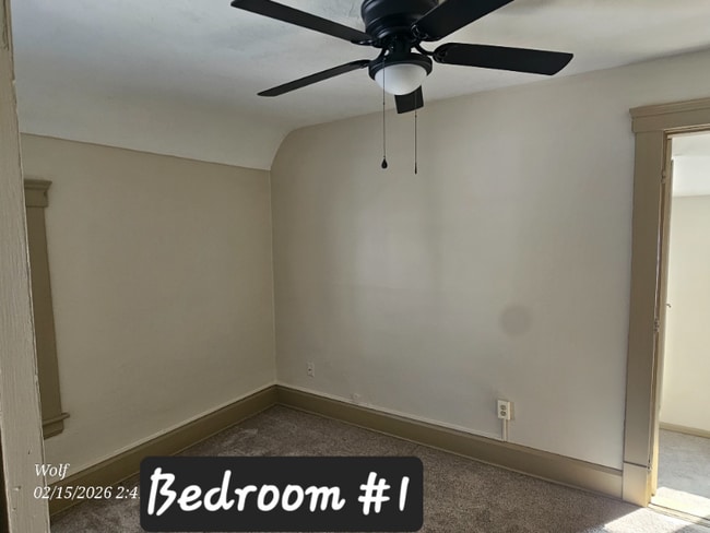 Photo - 205 Clark St