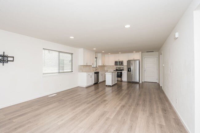 Photo - 3 Bedroom home in Yelm with Garage