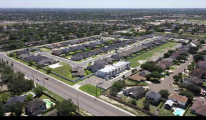 Colgate Crossings - Colgate Crossings Apartments
