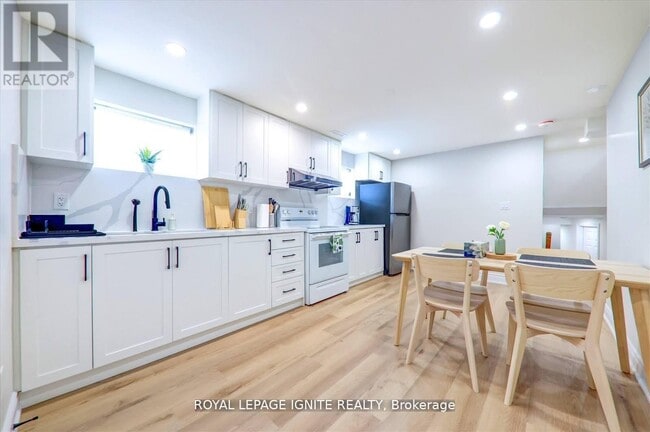 Photo - 4023 Bishopstoke Ln