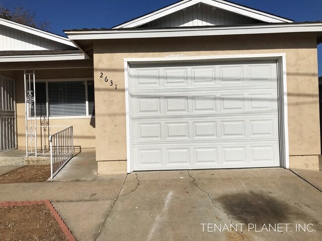 Building Photo - Single family home for rent 4bed/2bath!