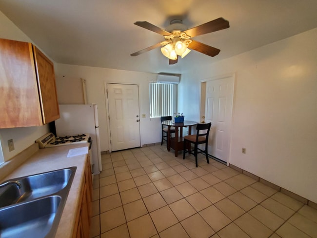 Photo - 10267 S Avenida Compadres Unit B