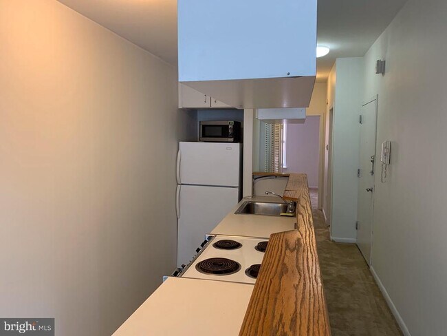 Photo - 1203 Locust St