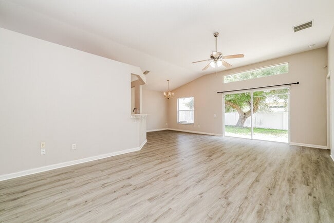 Photo - 10422 Hunters Haven Blvd