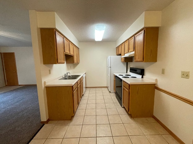 Photo - 317 Twin Oak Dr