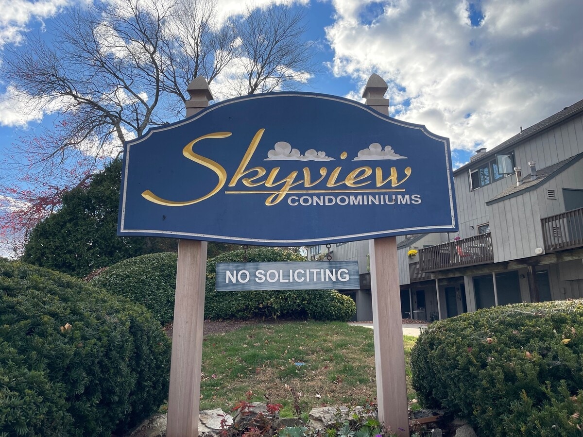 Photo - 123 Skyview Dr Unit 123