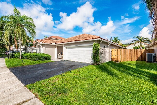 12519 NW 10th Ct