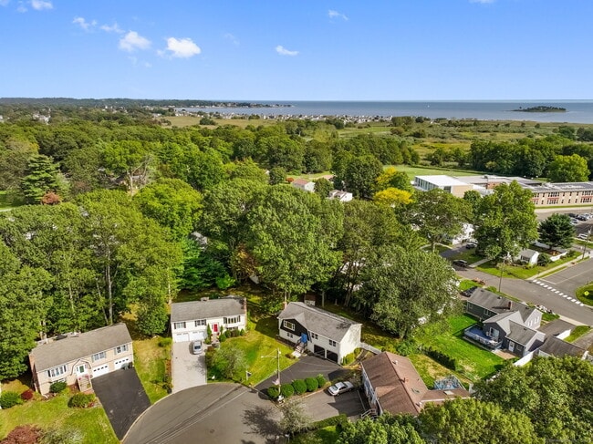 Photo - 29 Magellan Dr