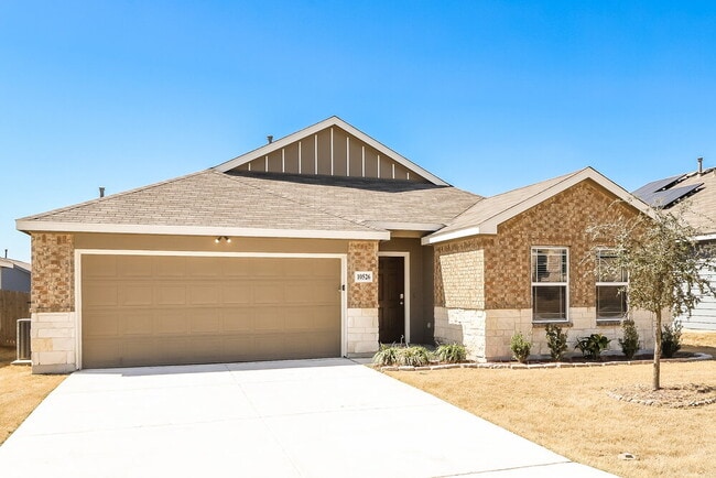 Photo - 10526 Rosalina Lp