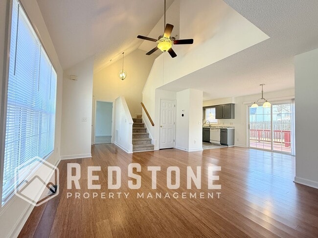 Photo - 131 Hoskins Cir