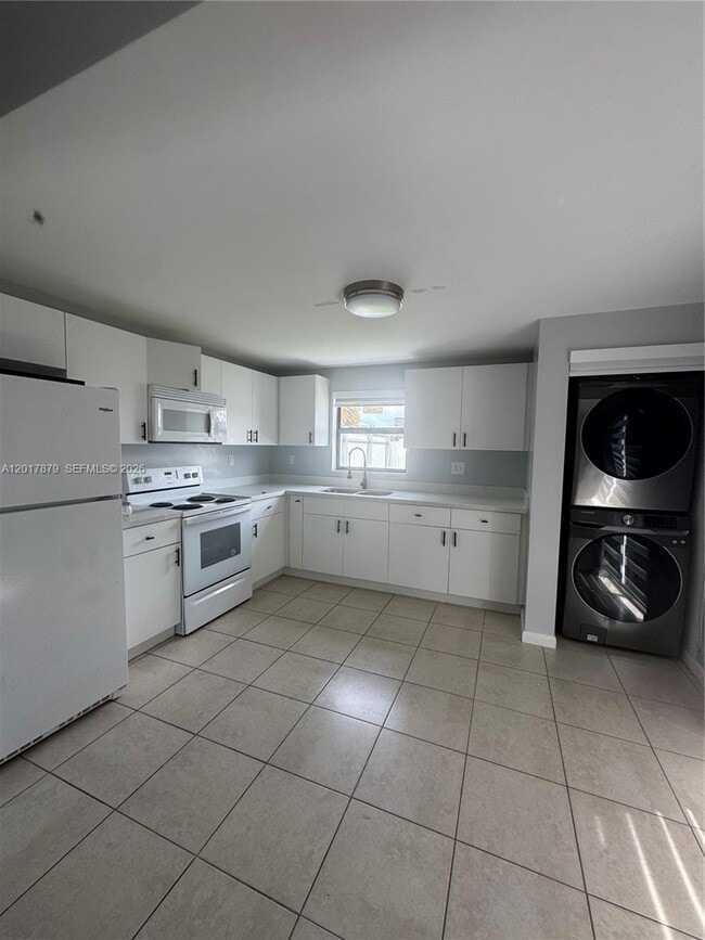 Photo - 20500 SW 114th Pl