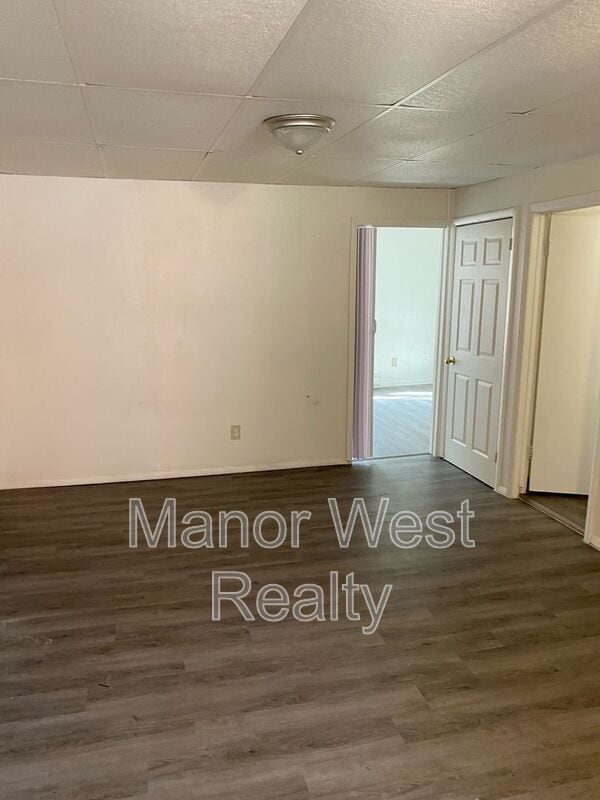 Photo - 218 W Market St