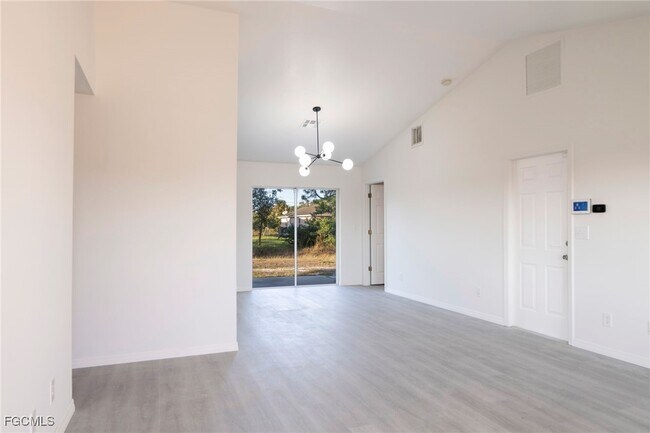 Photo - 4306 11th St SW