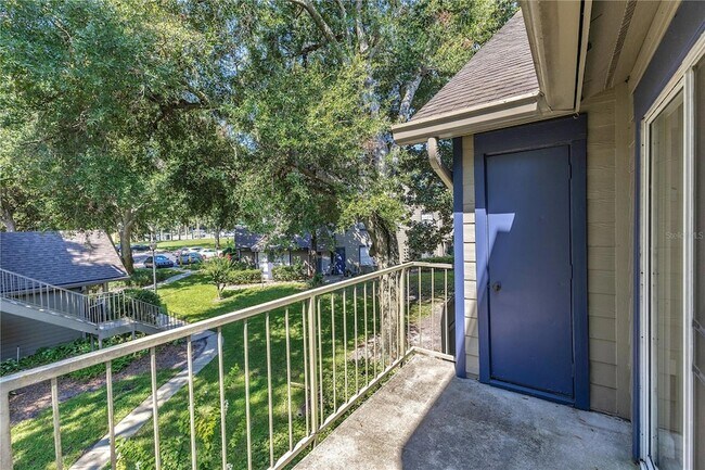 Photo - 955 Forest Ridge Ct Unidad 203